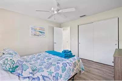 2214 Michele Drive, Sarasota, FL 34231 - Photo 14