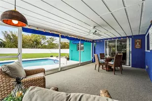 7320 Meadowbrook Dr, Sarasota, FL 34243 - Photo 26