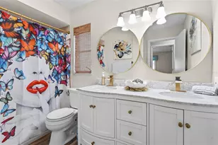 7320 Meadowbrook Dr, Sarasota, FL 34243 - Photo 24