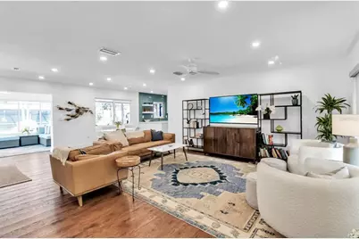 2587 Ringling Boulevard, Sarasota, FL 34237 - Photo 4