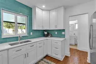 2587 Ringling Blvd, Sarasota, FL 34237 - Photo 20
