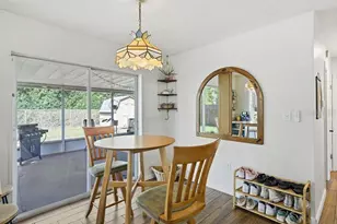 8520 109th Way, Seminole, FL 33772 - Photo 16