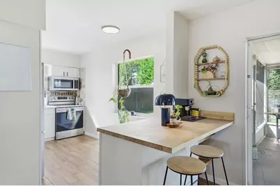 8520 109th Way, Seminole, FL 33772 - Photo 12