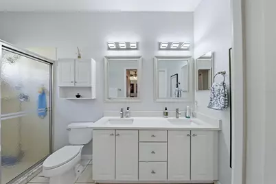 6726 W Country Club Lane, Sarasota, FL 34243 - Photo 22