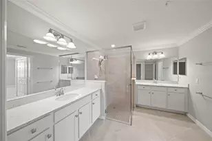 10805 Tarflower Dr, Venice, FL 34293 - Photo 22