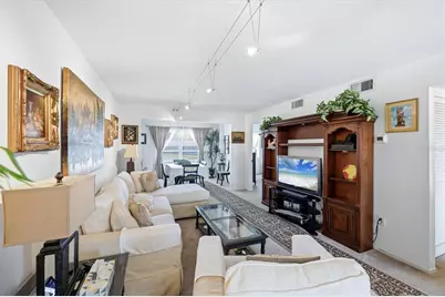 4137 Lake Bayshore Drive #C505, Bradenton, FL 34205 - Photo 6