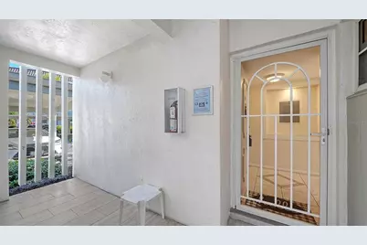 4380 Exeter Drive #101, Longboat Key, FL 34228 - Photo 8