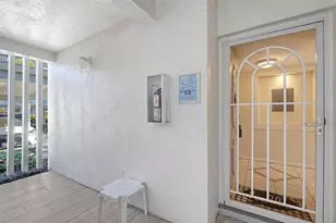 4380 Exeter Dr, Longboat Key, FL 34228 - Photo 8