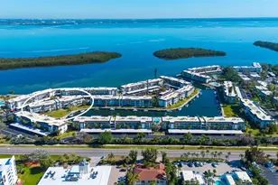 4380 Exeter Dr, Longboat Key, FL 34228 - Photo 6