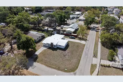 2600 Loma Linda Street, Sarasota, FL 34239 - Photo 2