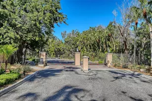 5422 Sandhamn Pl, Longboat Key, FL 34228 - Photo 76