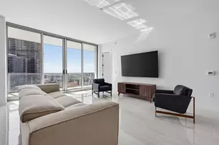 400 Central Ave, Saint Petersburg, FL 33701 - Photo 6