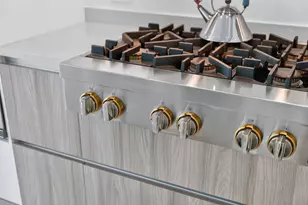 400 Central Ave, Saint Petersburg, FL 33701 - Photo 16