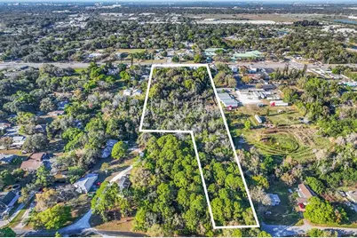2008 53rd Avenue E, Bradenton, FL 34203 - Photo 2