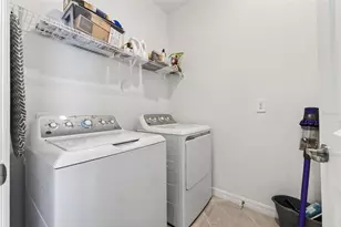 17765 Boracay Ct, Venice, FL 34293 - Photo 40