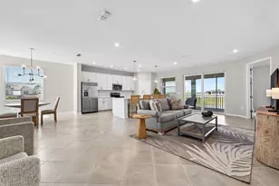 17765 Boracay Ct, Venice, FL 34293 - Photo 14