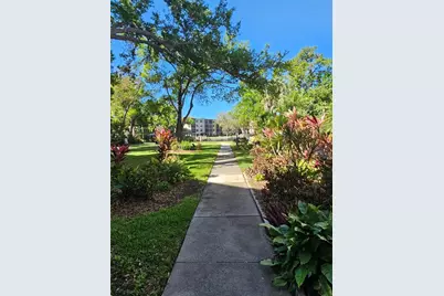 315 30th Avenue W #B307, Bradenton, FL 34205 - Photo 2