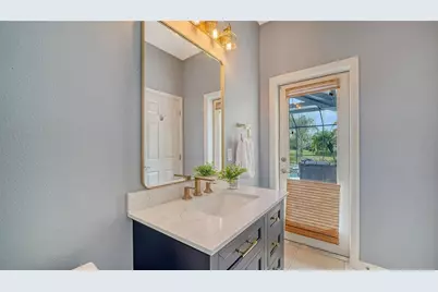 11862 Granite Woods Loop, Venice, FL 34292 - Photo 32