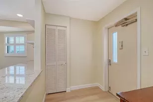 5790 Midnight Pass Rd, Sarasota, FL 34242 - Photo 4