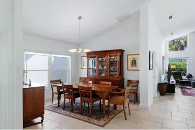 3906 Spyglass Hill Road, Sarasota, FL 34238 - Photo 10