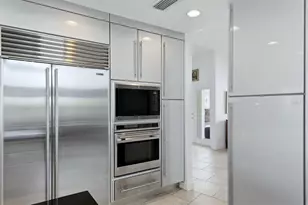 3906 Spyglass Hill Rd, Sarasota, FL 34238 - Photo 16