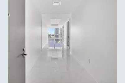 400 Central Avenue #2307, Saint Petersburg, FL 33701 - Photo 4