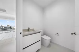 400 Central Ave, Saint Petersburg, FL 33701 - Photo 46