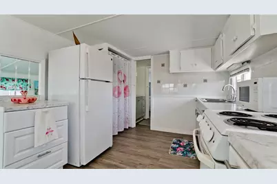 31 1st Street, Bradenton, FL 34210 - Photo 14