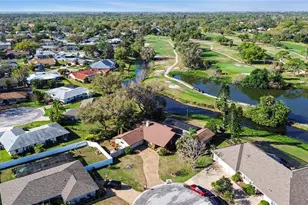 4375 Sedley Ln, Sarasota, FL 34241 - Photo 4