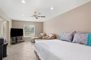 2305 14th St W, Palmetto, FL 34221 - Photo 10