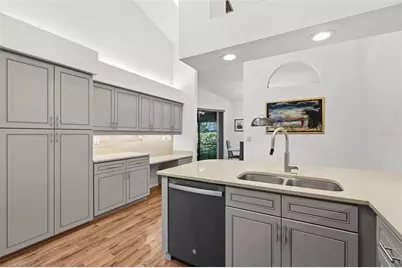 4531 Las Brisas Lane, Sarasota, FL 34238 - Photo 24