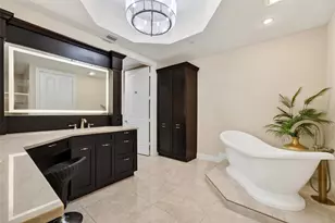 888 S Orange Ave, Sarasota, FL 34236 - Photo 40