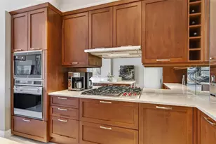 888 S Orange Ave, Sarasota, FL 34236 - Photo 12