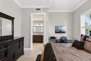 888 S Orange Ave, Sarasota, FL 34236 - Photo 44