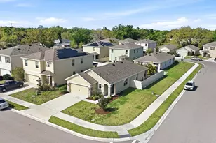 5873 Calla Lilly Dr, Sarasota, FL 34232 - Photo 2