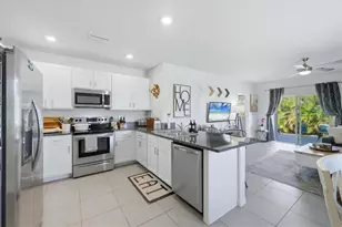 5873 Calla Lilly Dr, Sarasota, FL 34232 - Photo 16