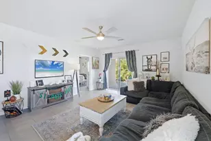 5873 Calla Lilly Dr, Sarasota, FL 34232 - Photo 8