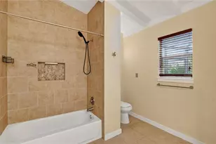1804 Baywood Dr, Sarasota, FL 34231 - Photo 32