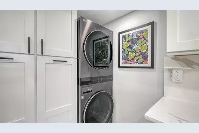 4900 Ocean Boulevard #304, Sarasota, FL 34242 - Photo 12