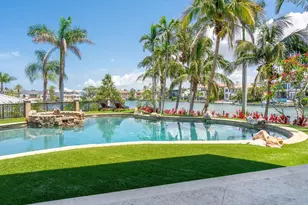 1423 Hillview Dr, Sarasota, FL 34239 - Photo 56