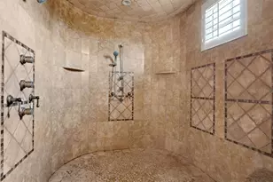 1423 Hillview Dr, Sarasota, FL 34239 - Photo 42