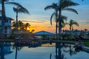 1423 Hillview Dr, Sarasota, FL 34239 - Photo 70