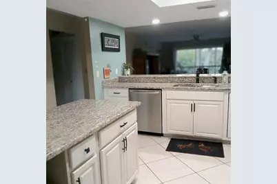 7143 Wood Creek Drive #203, Sarasota, FL 34231 - Photo 10