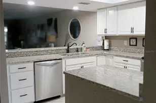 7143 Wood Creek Dr, Sarasota, FL 34231 - Photo 8