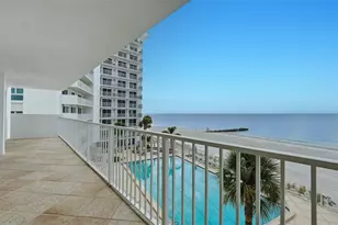 2301 Gulf of Mexico Dr, Longboat Key, FL 34228 - Photo 10
