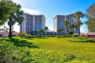 2301 Gulf of Mexico Dr, Longboat Key, FL 34228 - Photo 4