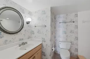 2301 Gulf of Mexico Dr, Longboat Key, FL 34228 - Photo 24