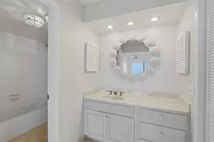 2301 Gulf of Mexico Dr, Longboat Key, FL 34228 - Photo 22