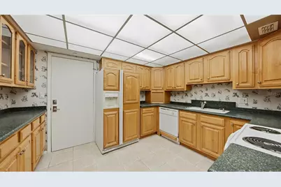 2301 Gulf Of Mexico Drive #43N, Longboat Key, FL 34228 - Photo 16