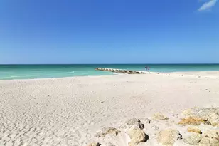 2301 Gulf of Mexico Dr, Longboat Key, FL 34228 - Photo 36